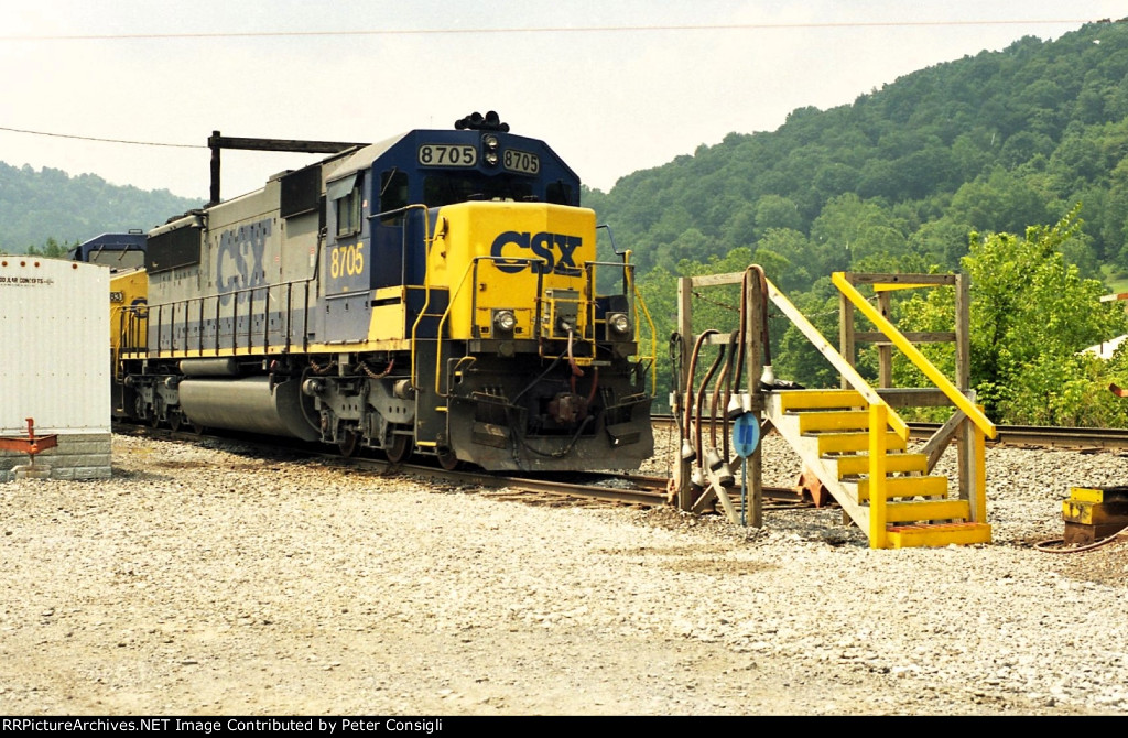 CSX 8705